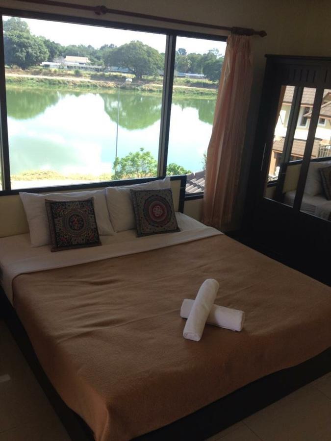 Huaymuang Apartment Ubon Ratchathani Buitenkant foto