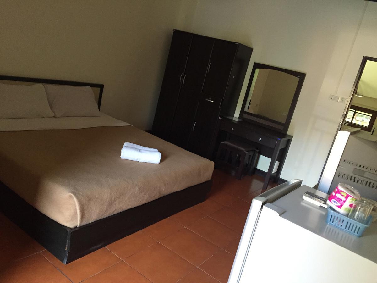 Huaymuang Apartment Ubon Ratchathani Buitenkant foto