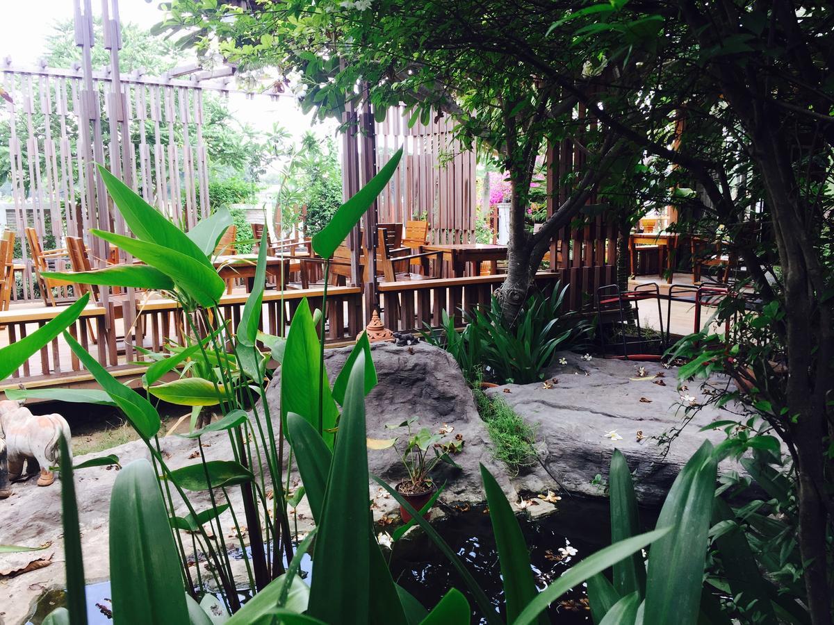 Huaymuang Apartment Ubon Ratchathani Buitenkant foto