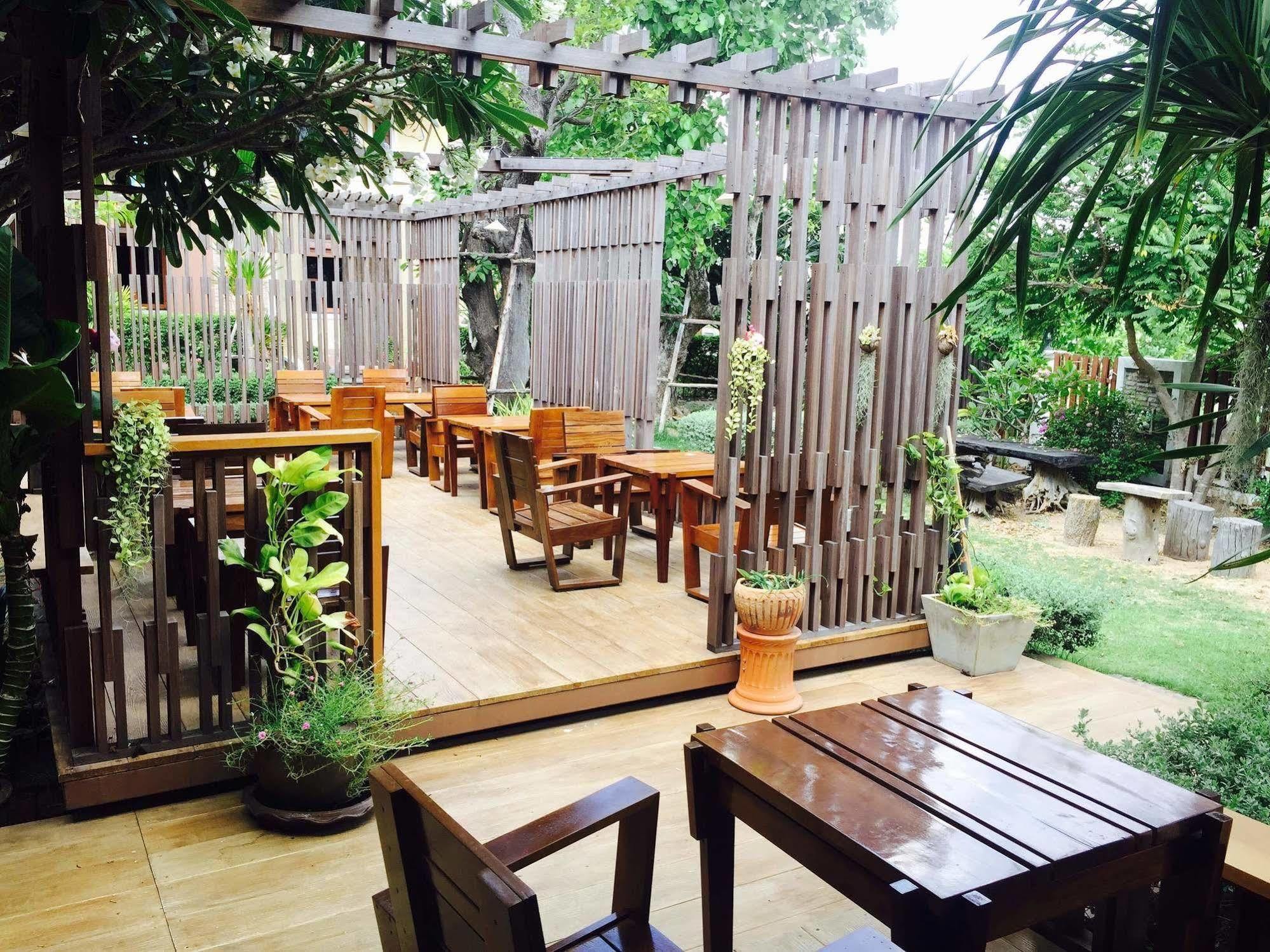 Huaymuang Apartment Ubon Ratchathani Buitenkant foto