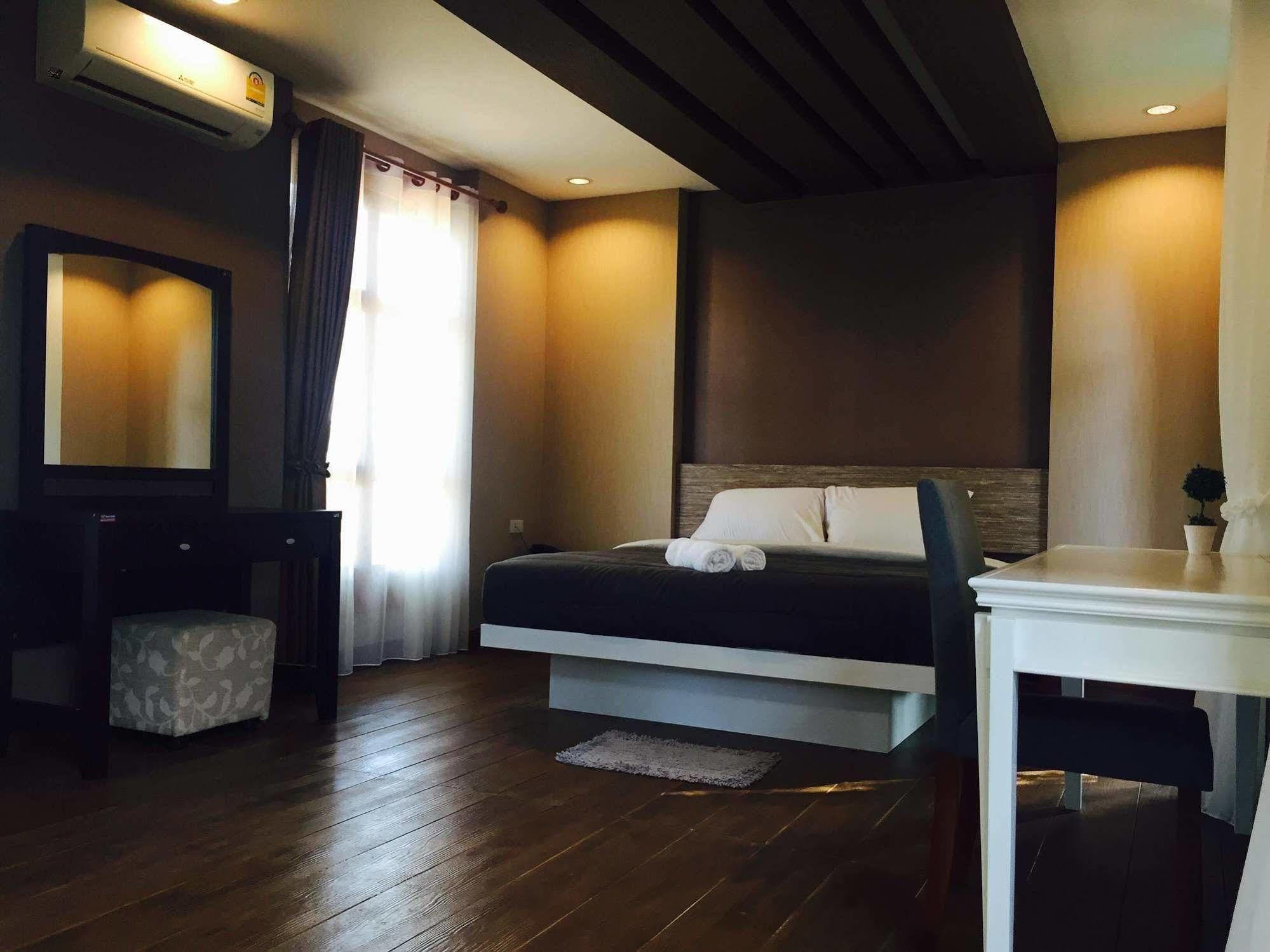Huaymuang Apartment Ubon Ratchathani Buitenkant foto